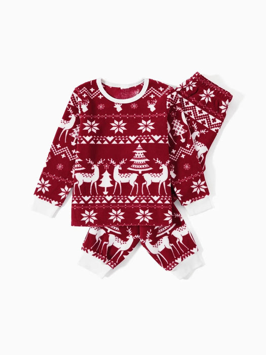 Holiday Reindeer Print Pajama Set