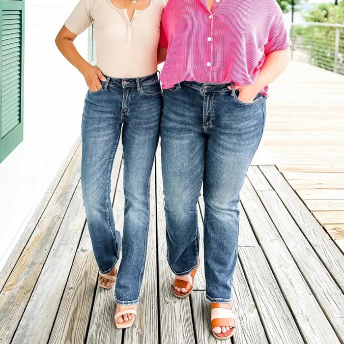 Shaping Bootcut Stretch Jeans