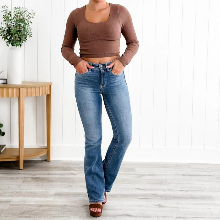 Shaping Bootcut Stretch Jeans