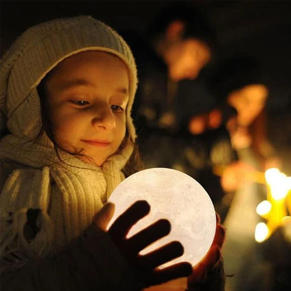 Rechargeable LED Moon Lamp